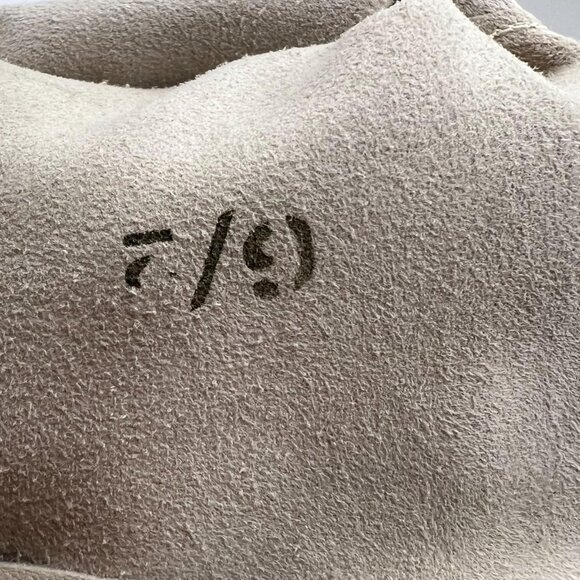 Vintage Italian white/ivory 13” opera gloves - Picture 8 of 8